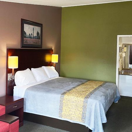 Express Inn トムソン エクステリア 写真